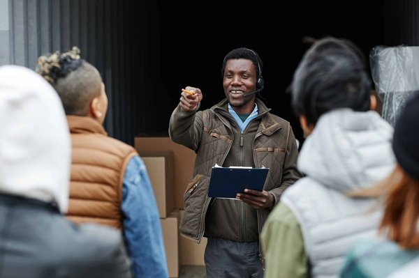 Comment utiliser les containers Docker pour améliorer l'efficacité du déploiement d'applications ?